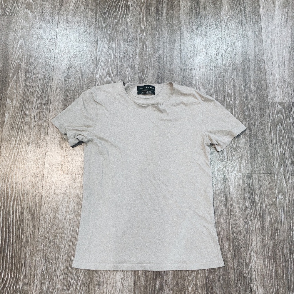 Zara Tee